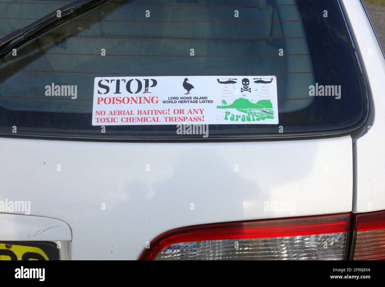 Aufkleber auf dem Auto, das gegen das Rattenausrottungsprogramm protestiert, Lord Howe Island, NSW, Australien, Mai 2021. Keine PR Stockfoto