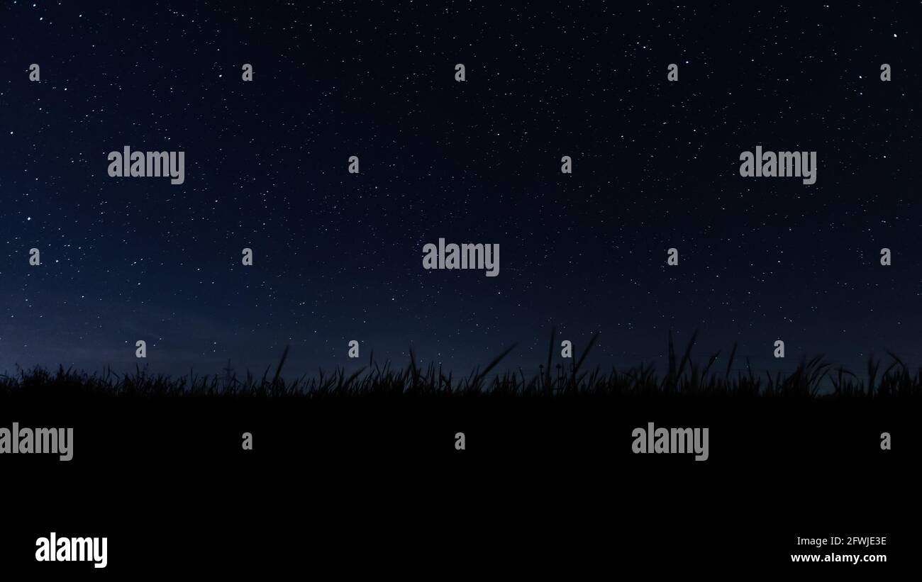 Dunkle Nacht Sternenhimmel und Galaxie im Weltraum-Universum Hintergrund Stockfoto