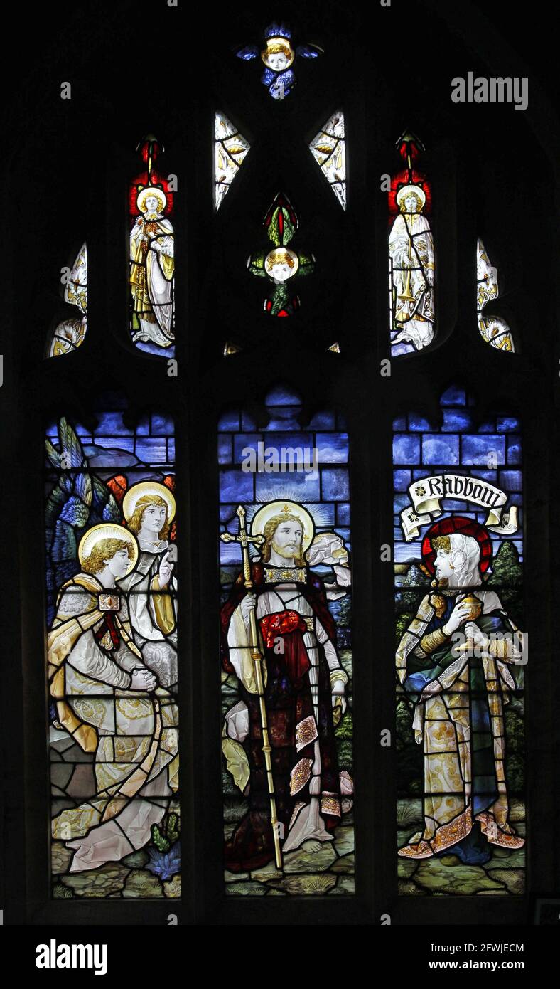 Buntglasfenster von Percy Bacon & Brothers mit Darstellung des Aussehens Christi an Maria Magdalena, St. Andrew's Church, Leigh, Dorset Stockfoto