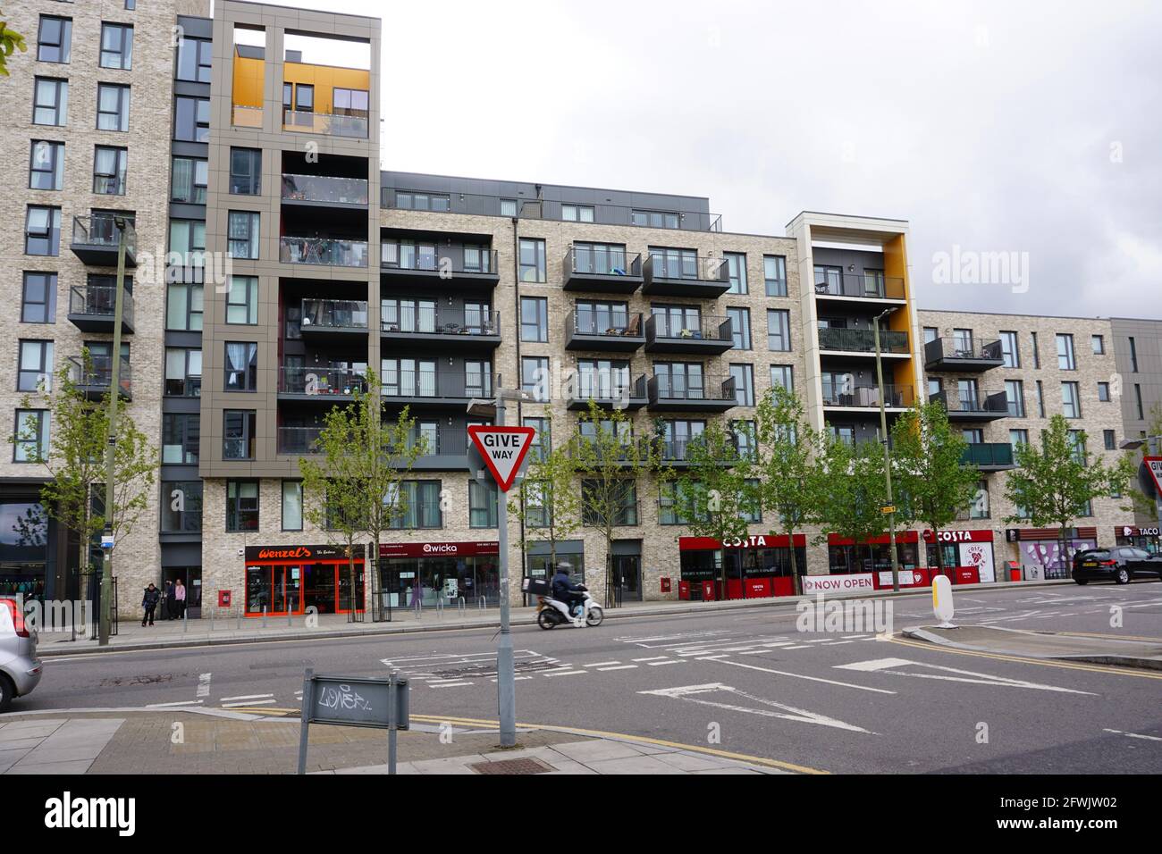 Colindale Avenue, London, Großbritannien Stockfoto