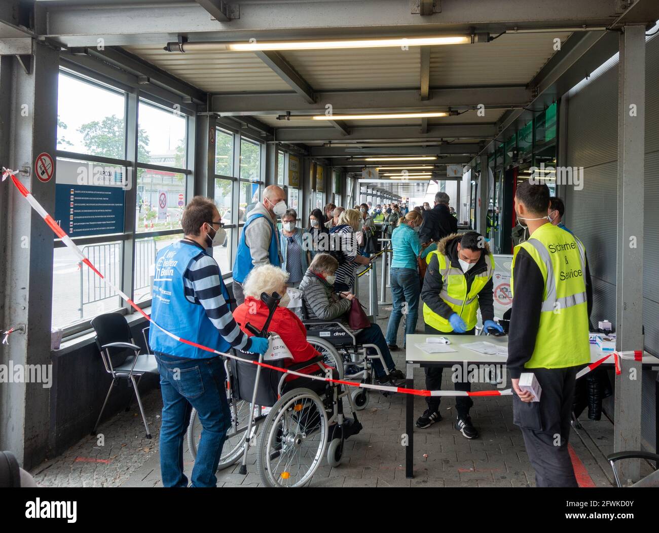 CovidImpfzentrum in Berlin Stockfotografie Alamy