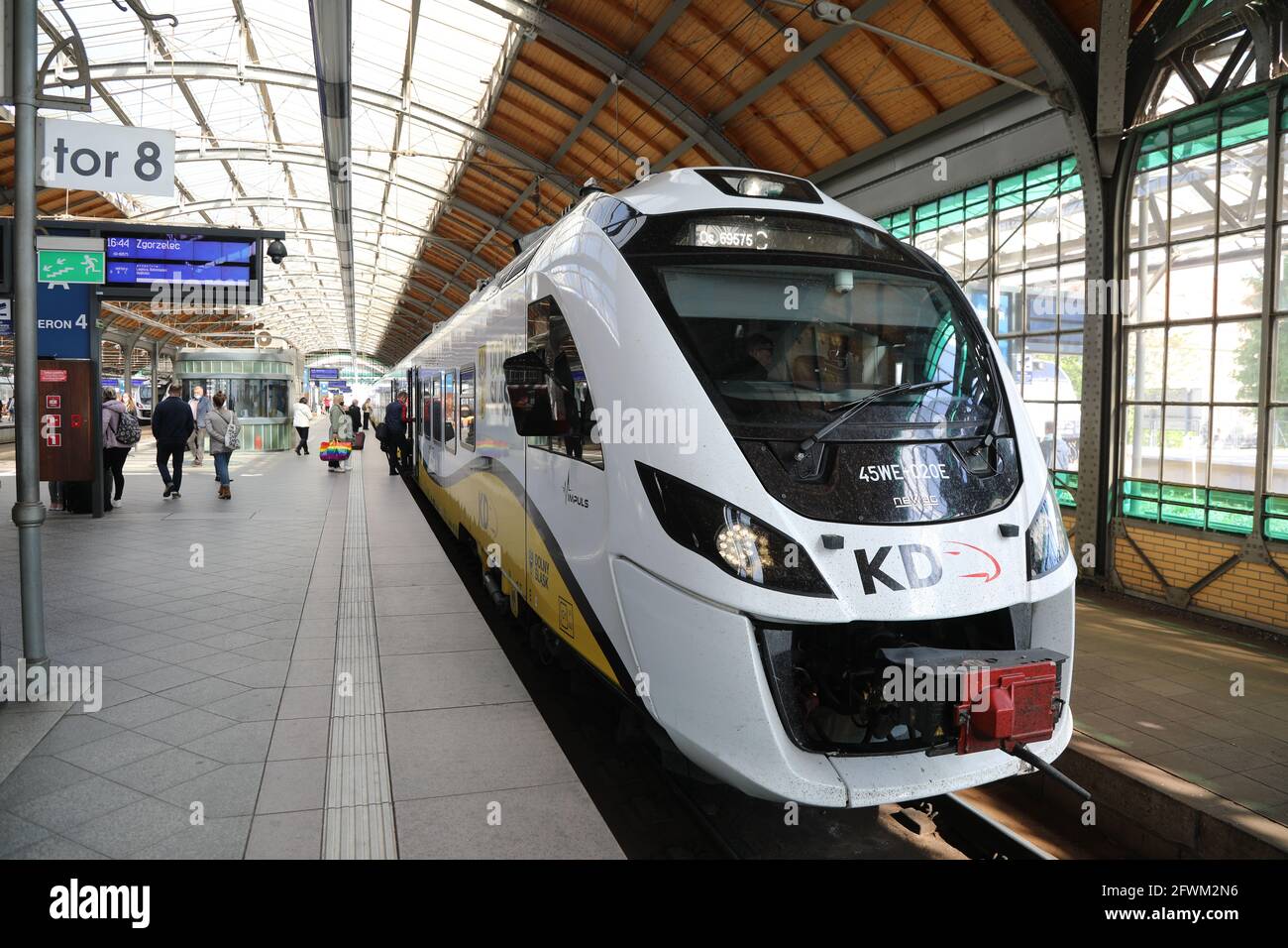 Der Bahnhof Wrocław Główny, Breslau Hauptbahnhof ist der größte