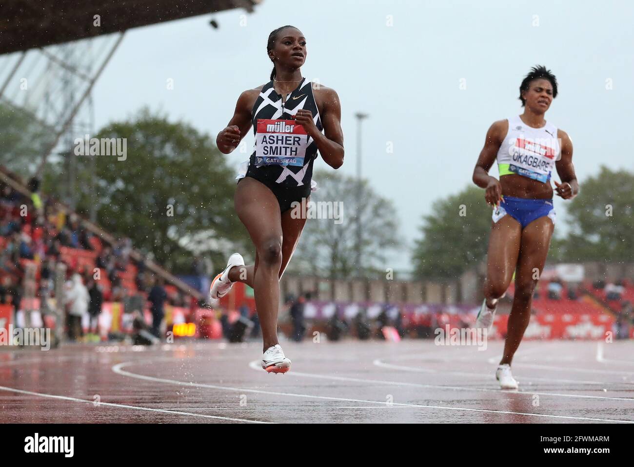 Die Britische Dina Asher Smith Mitte Gewinnt Das 100 M Finale Der Frauen Im Gateshead International Stadium Bilddatum Sonntag 23 Mai 2021 Stockfotografie Alamy
