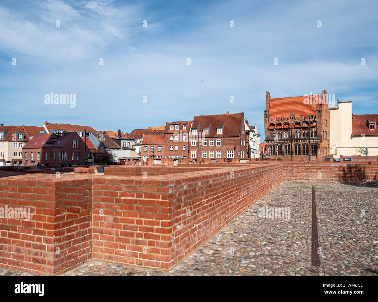 Kirchplatz in der Altstadt von Wismar Stockfoto