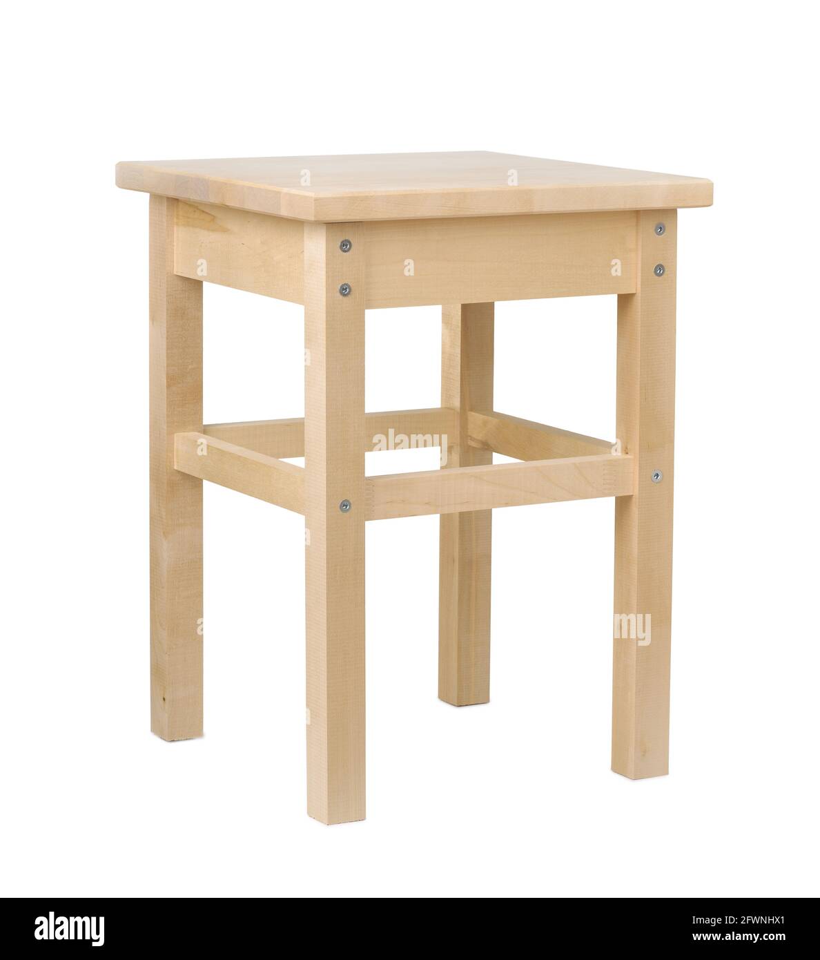 Unlackierter quadratischer Hocker aus Holz, isoliert auf Weiß Stockfoto