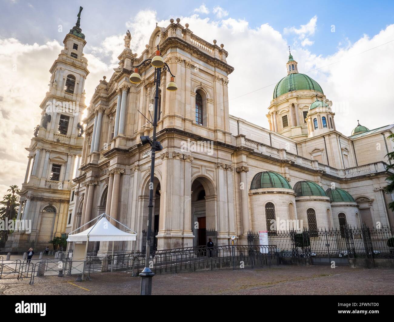 Pontificio Santuario della Beata Vergine del Santo Rosario di Pompei - Region Kampanien, Italien Stockfoto