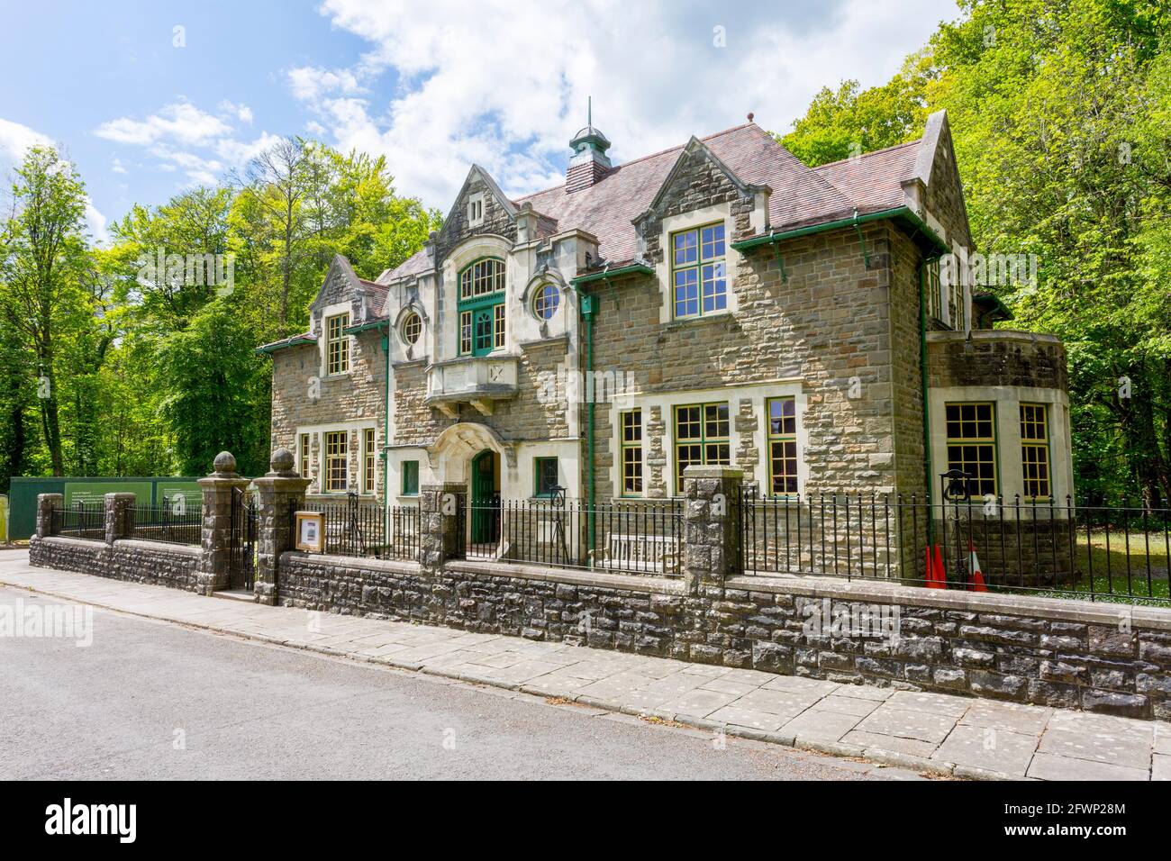 Das 1916 Oakdale Workmans Institute im St. Fagans National Museum of Welsh History, Cardiff, Wales, Großbritannien Stockfoto