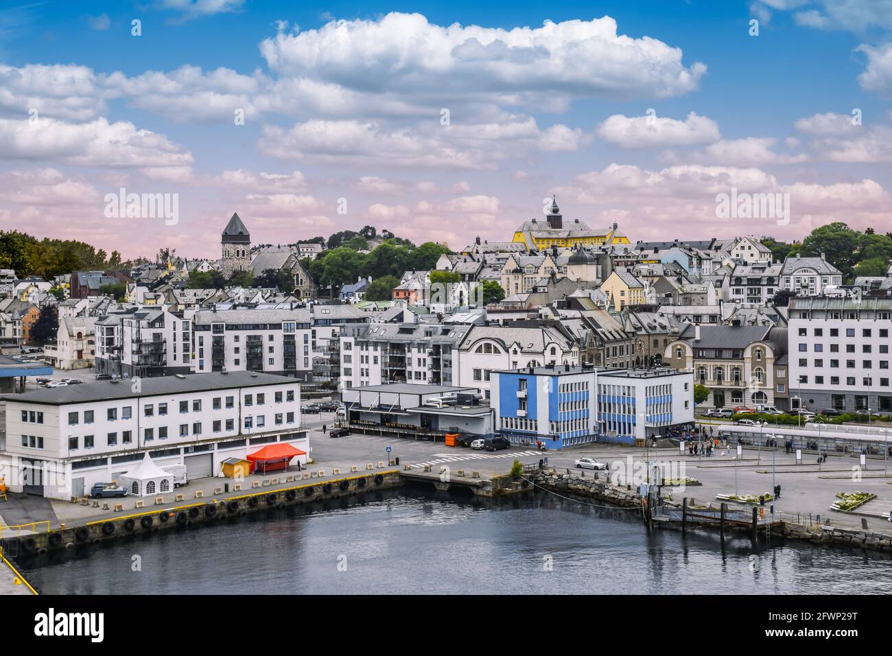 Alesund Hafenstadt in Norwegen. Stockfoto