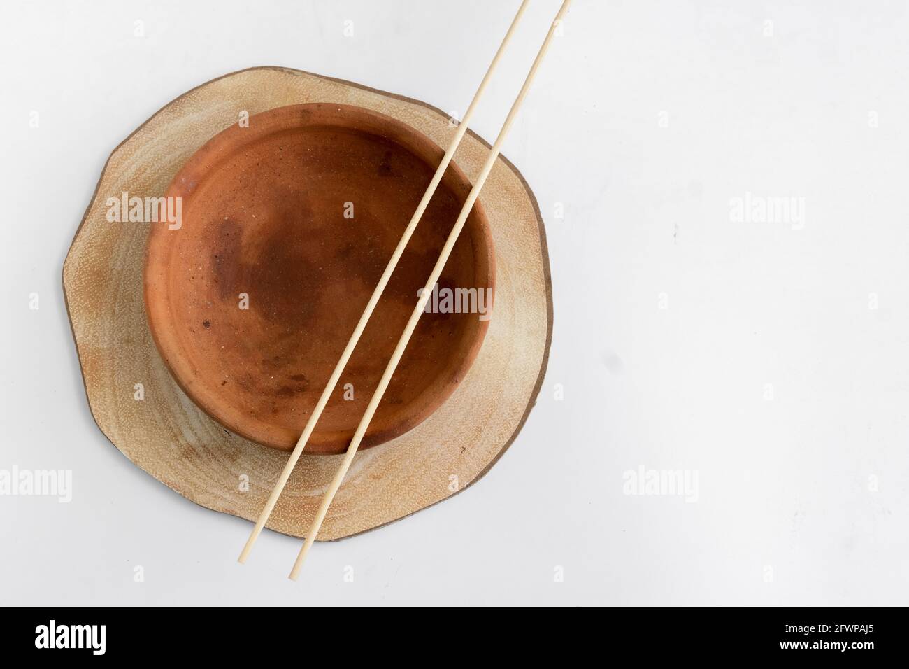 Umweltfreundliche wiederverwendbare Küchenutensilien. Ökologie, Recycling, kein Kunststoff, Null-Abfall-Konzept Stockfoto