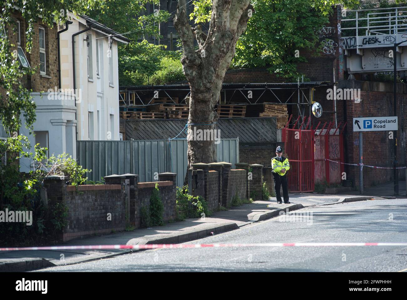Szene einer Schießerei auf die Aktivistin von Black Lives Matter Sasha Johnson, Consort Road, Peckham, South London, Großbritannien 23. Mai 2021 Stockfoto
