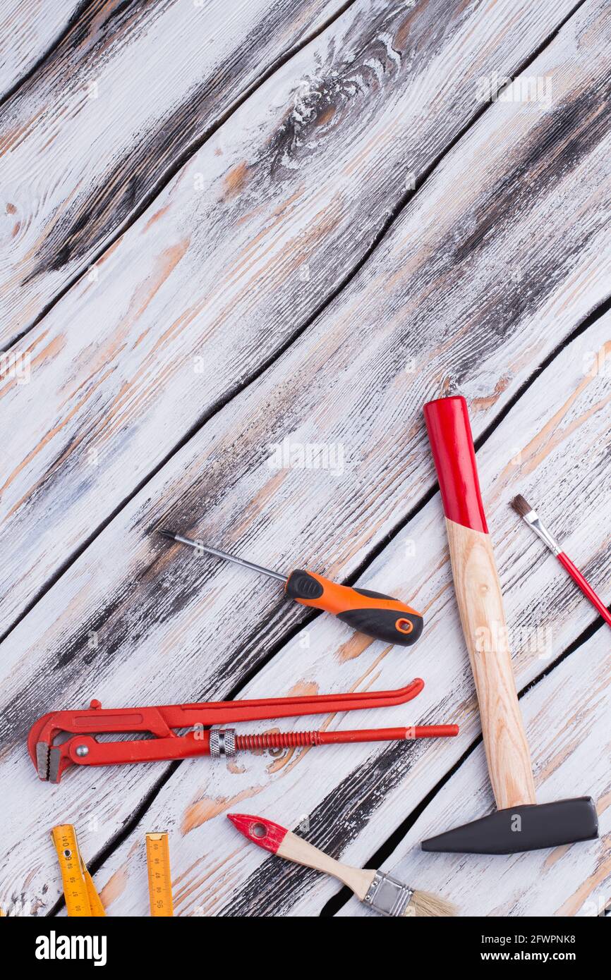Werkzeuge für die Hausarbeit, Draufsicht. Stockfoto