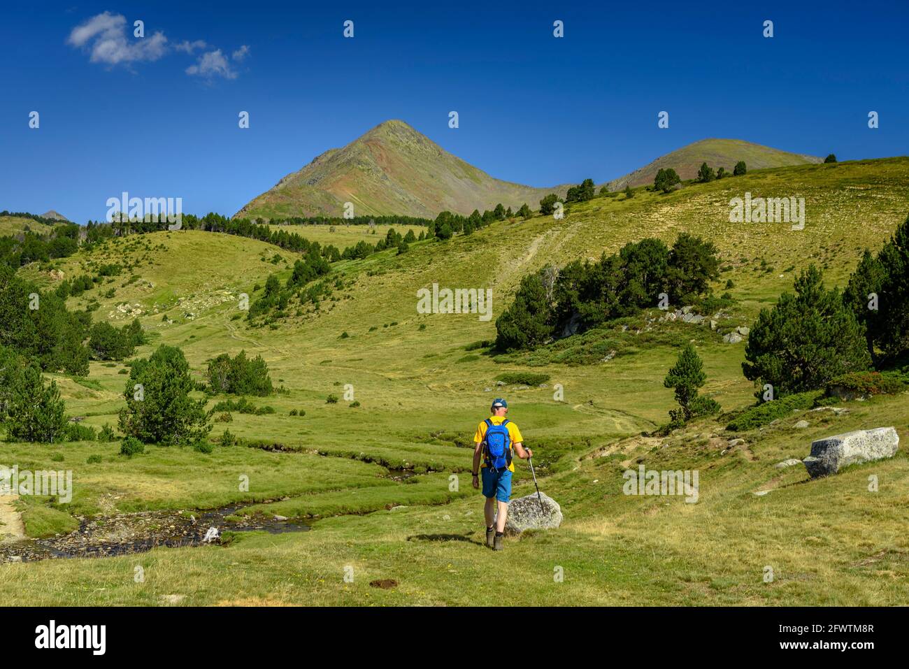 PIC Peric Twin Peaks aus der Nähe der Balmeta Hütte (Pyrenees-Orientales, Frankreich) ESP: Vistas del Pico Peric desde cerca de la cabaña de la Balmeta Stockfoto