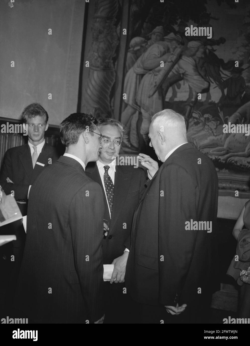 Empfang des 9. Kongresses der Internationalen Föderation für Raumfahrt durch den Stadtrat von Amsterdam, 25. August 1958, Einnahmen, Niederlande, Foto der Presseagentur des 20. Jahrhunderts, Nachrichten zur Erinnerung, Dokumentation, historische Fotografie 1945-1990, visuelle Geschichten, Menschliche Geschichte des zwanzigsten Jahrhunderts, Momente in der Zeit festzuhalten Stockfoto