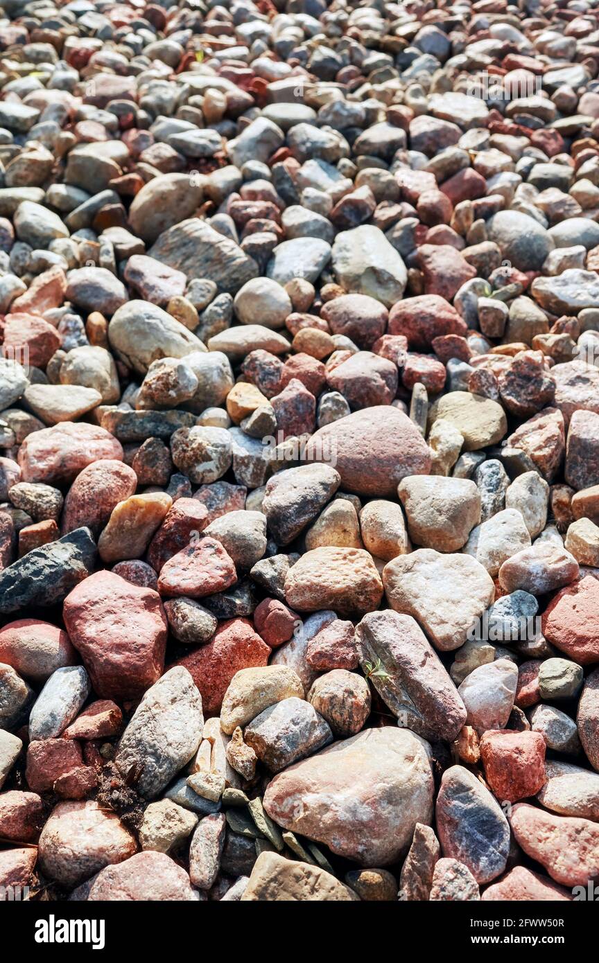 Bild von bunten Kieselsteinen, selektiver Fokus. Stockfoto