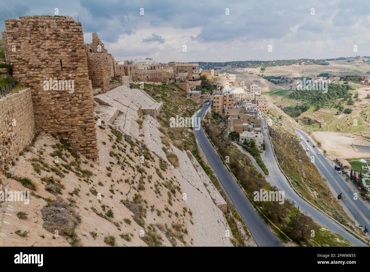 Die Stadt Karak und die Ruinen der Burg Karak, Jordanien Stockfoto