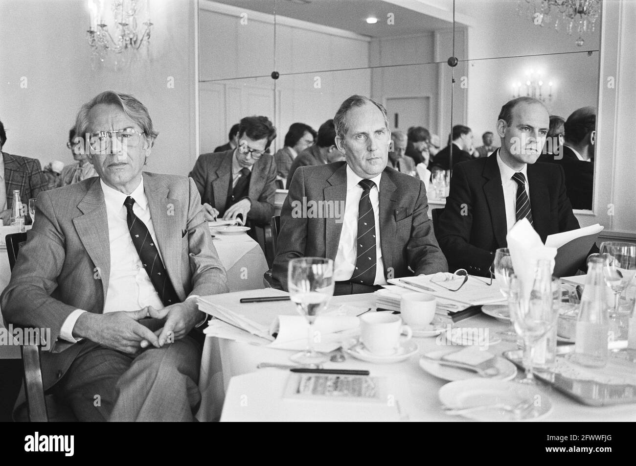 Auftrag Hollander en Van der Mey, Pressekonferenz Nationale Nederlanden, Übersicht, 6. Mai 1982, Pressekonferenzen, Niederlande, 20. Jahrhundert Presseagentur Foto, Nachrichten zu erinnern, Dokumentarfilm, historische Fotografie 1945-1990, visuelle Geschichten, Menschliche Geschichte des zwanzigsten Jahrhunderts, Momente in der Zeit festzuhalten Stockfoto