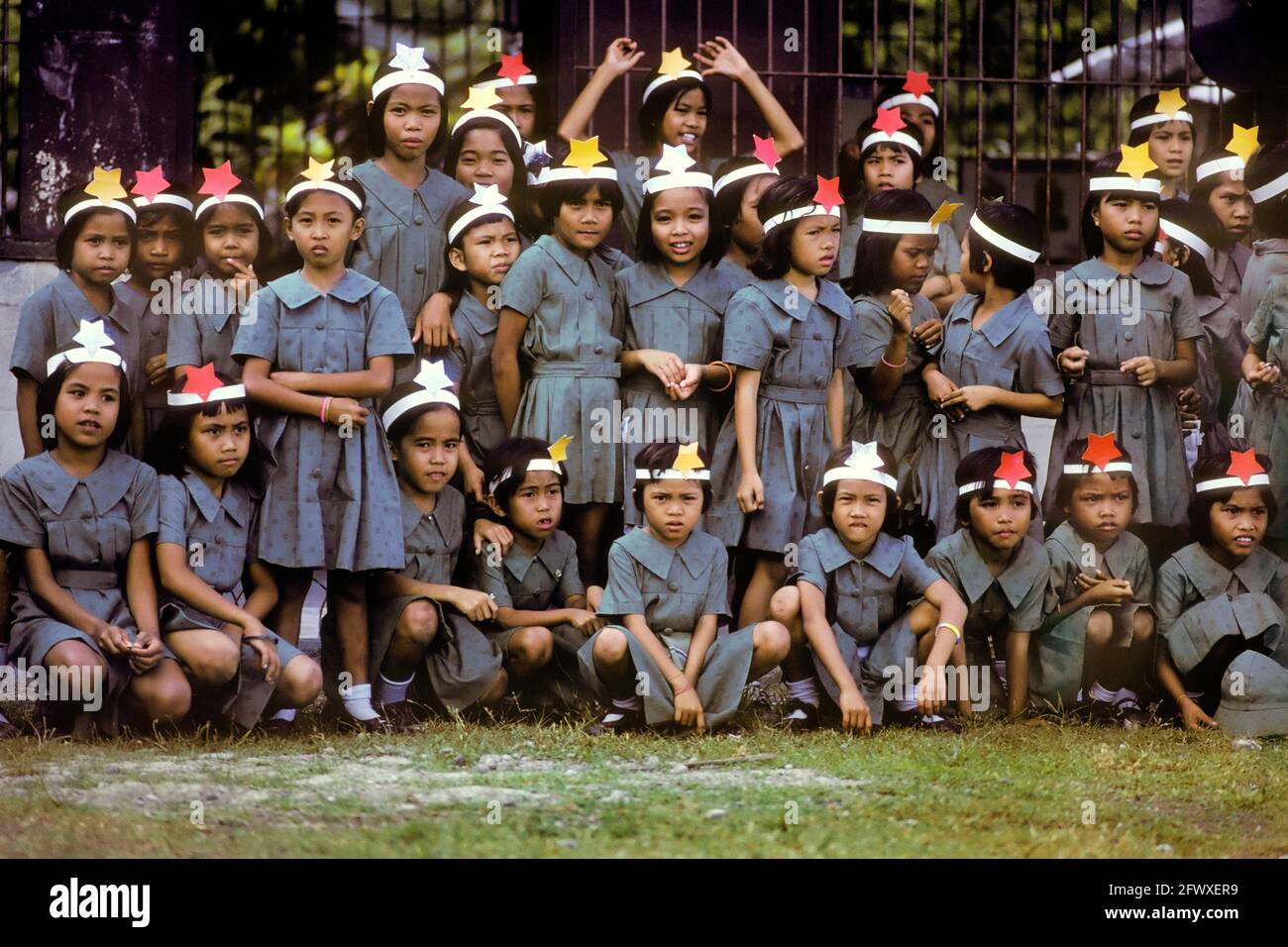 Filipina Girl Scouts beim Festival Stockfoto