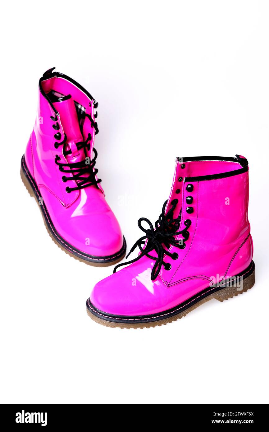 Dr martens Ausgeschnittene Stockfotos und -bilder - Alamy