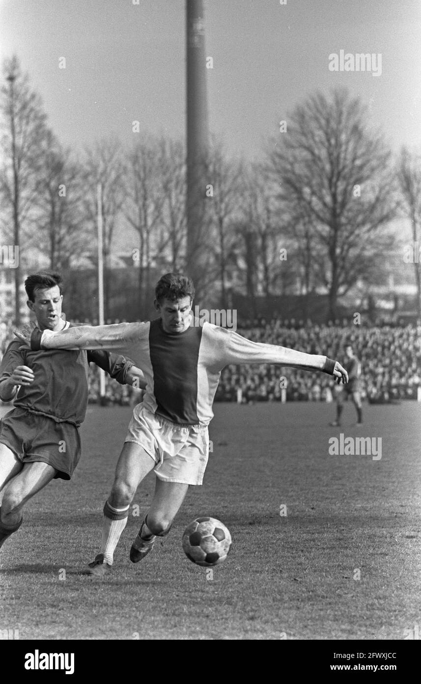 PSV gegen Ajax 2-0, Spielmoment, 6. März 1966, Sport, Fußball, Niederlande, Presseagentur des 20. Jahrhunderts, Foto, Nachrichten zum erinnern, Dokumentation, Geschichte Stockfoto