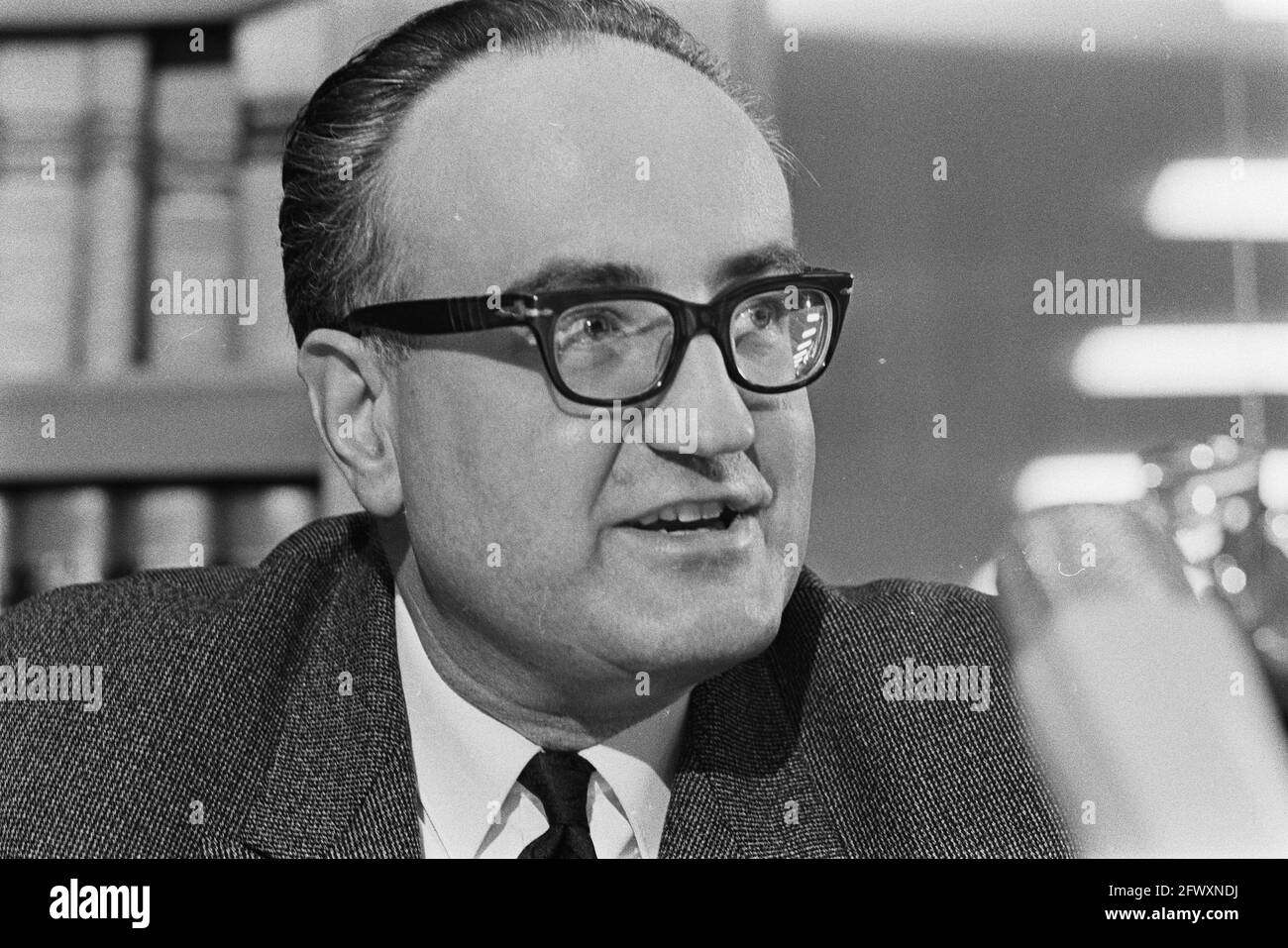 Radikale aus der KVP-Fraktion. Pressekonferenz Radikale. Drs. Bogaers, 27. Februar 1968, Pressekonferenzen, Politiker, Politik, Niederlande, 20t Stockfoto