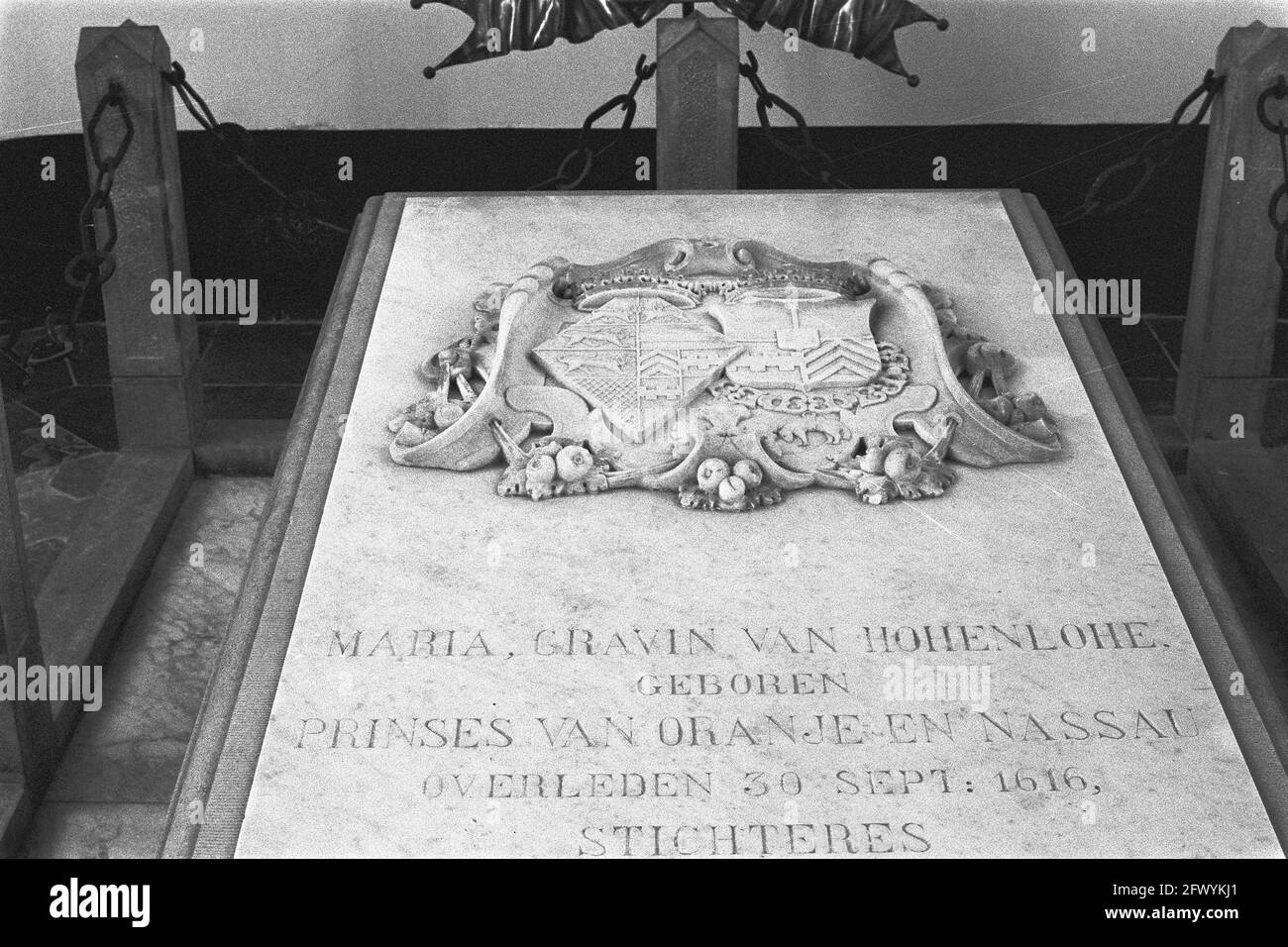 Restaurierung St. Lambertus Kirche in Buren, wo Willem de Zwijger 1551 Anna van Buren heiratete und Tochter Maria van Oranje begraben wurde, fertiggestellt am 20. November 1980, Innenräume, Kirchen, Restaurationen, Niederlande, 20. Jahrhundert Presseagentur Foto, Nachrichten zu erinnern, Dokumentarfilm, historische Fotografie 1945-1990, visuelle Geschichten, Menschliche Geschichte des zwanzigsten Jahrhunderts, Momente in der Zeit festzuhalten Stockfoto