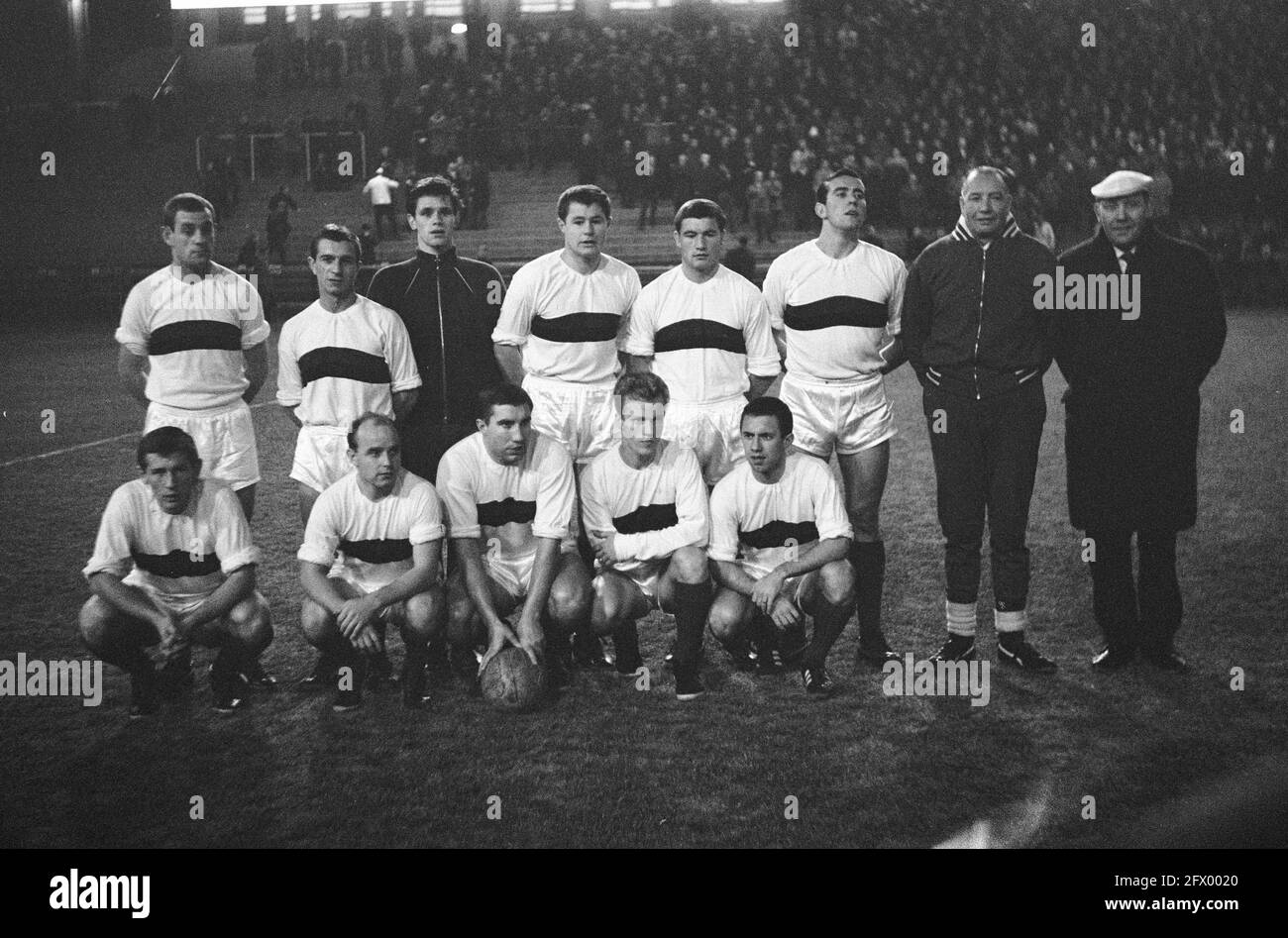 Lyn European Cup gegen DWS 1-3 in Oslo, DWS-Team, 18. November 1964, Mannschaften, Sport, Fußball, Niederlande, Foto der Presseagentur des 20. Jahrhunderts, zu erinnerende Nachrichten, Dokumentarfilm, historische Fotografie 1945-1990, visuelle Geschichten, Menschliche Geschichte des zwanzigsten Jahrhunderts, Momente in der Zeit festzuhalten Stockfoto