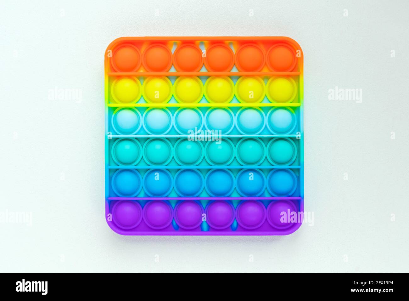 Beliebtes Silikonspielzeug für Kinder. Einfach Stockfoto