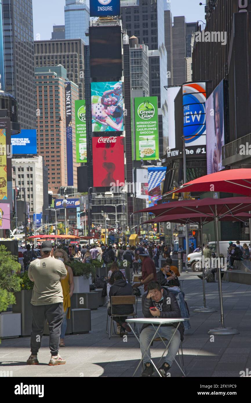 Blick Richtung Norden bis zum Times Square in New York City. Stockfoto