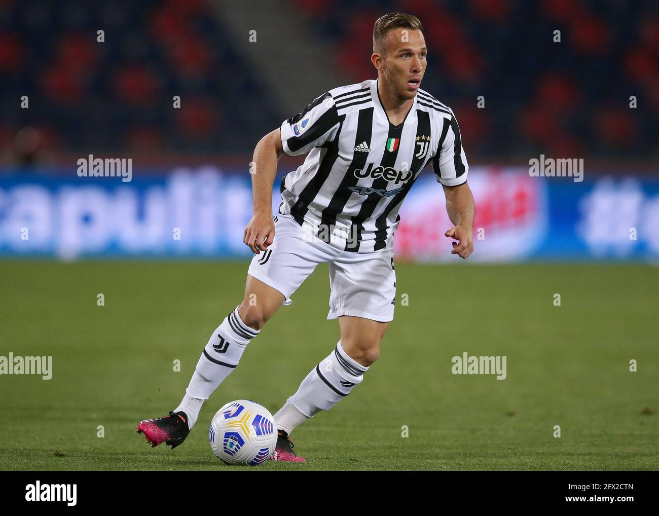 Bologna, Italien, 23. Mai 2021. Arthur von Juventus während der Serie A Spiel in Renato Dall'Ara, Bologna. Bildnachweis sollte lauten: Jonathan Moscrop / Sportimage Stockfoto