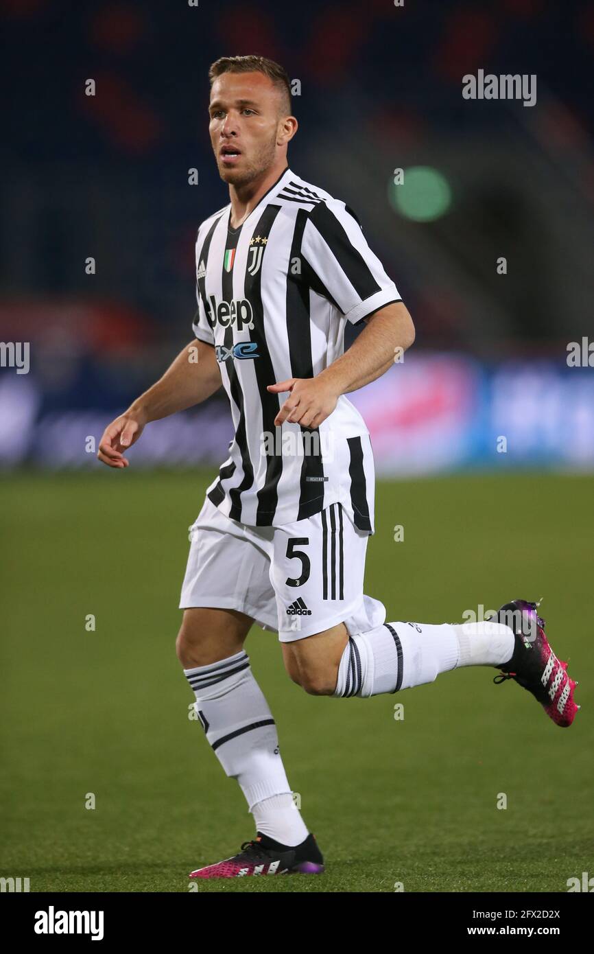 Bologna, Italien, 23. Mai 2021. Arthur von Juventus während der Serie A Spiel in Renato Dall'Ara, Bologna. Bildnachweis sollte lauten: Jonathan Moscrop / Sportimage Stockfoto
