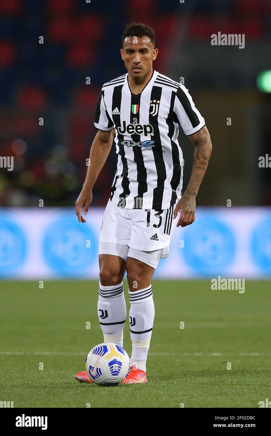 Bologna, Italien, 23. Mai 2021. Danilo von Juventus während der Serie A Spiel in Renato Dall'Ara, Bologna. Bildnachweis sollte lauten: Jonathan Moscrop / Sportimage Stockfoto