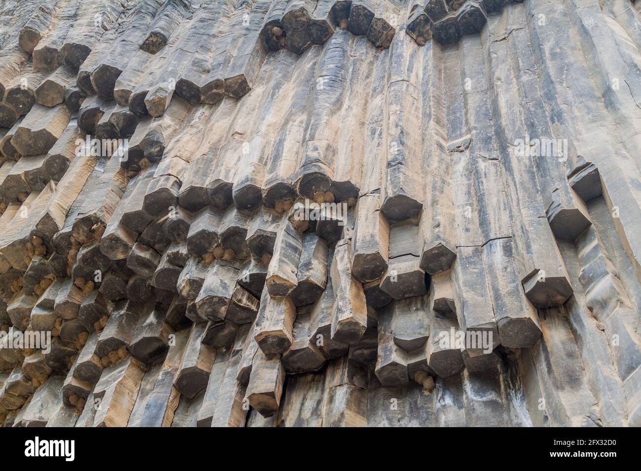 Basaltsäulenformation genannt Symphonie der Steine entlang der Garni-Schlucht, Armenien Stockfoto