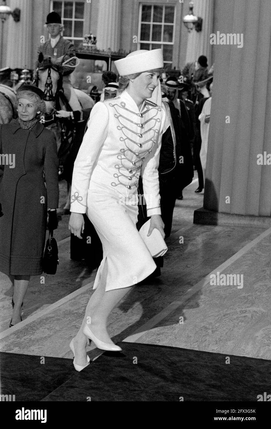 25,März,1987 Prinzessin von Wales nimmt an dem Empfang für die Saudi-Arabien Teil Königliche Familie am Buckingham Palace Stockfoto