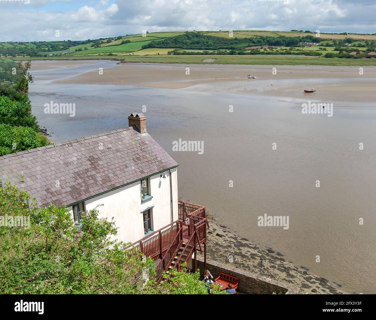 Dylan Thomas Boathouse, Taf Estuary, Laugharne, Carmarthenshire, Wales, Vereinigtes Königreich Stockfoto