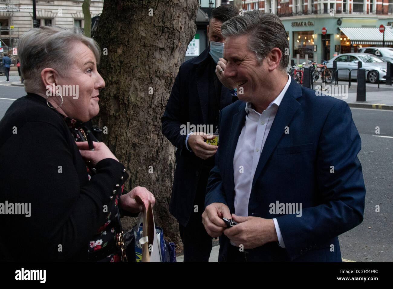 London, Großbritannien. Mai 2021. Sir Keir Starmer Oppositionsführer kommt zu Matt Fords The Political Party im Garrick Theatre im Zentrum von London, Großbritannien. Mai 2021. Kredit: Martin Evans/Alamy Live Nachrichten Stockfoto