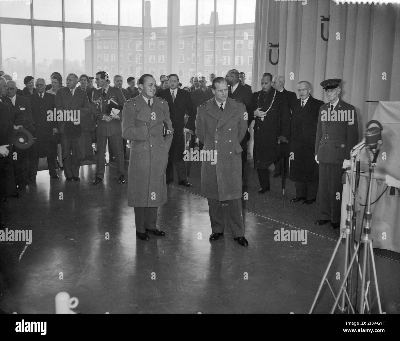 Demonstration Kolibri für Prinz Philip und Prinz Bernhard, 26. März 1958, Demonstrationen, Niederlande, 20. Jahrhundert Presseagentur Foto, Nachrichten zu erinnern, Dokumentarfilm, historische Fotografie 1945-1990, visuelle Geschichten, Menschliche Geschichte des zwanzigsten Jahrhunderts, Momente in der Zeit festzuhalten Stockfoto