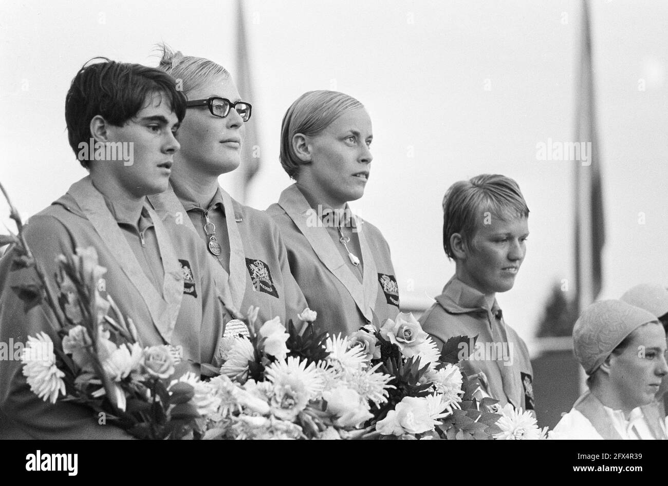 Schwimmeuropameisterschaften, das Team auf dem Gerüst, 25. August 1966, Schwimmmeisterschaften, Niederlande, 20. Jahrhundert Presseagentur Foto, Nachrichten zu erinnern, Dokumentarfilm, historische Fotografie 1945-1990, visuelle Geschichten, Menschliche Geschichte des zwanzigsten Jahrhunderts, Momente in der Zeit festzuhalten Stockfoto