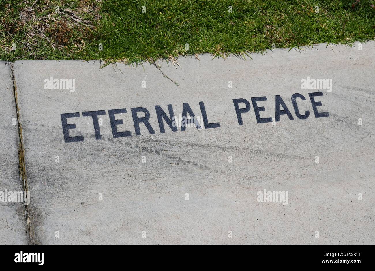 Cypress, Kalifornien, USA 24. Mai 2021 EIN allgemeiner Blick auf die Atmosphäre des ewigen Friedens im Forest Lawn Cypress Memorial Park am 24. Mai 2021 in Cypress, Kalifornien, USA. Foto von Barry King/Alamy Stockfoto Stockfoto