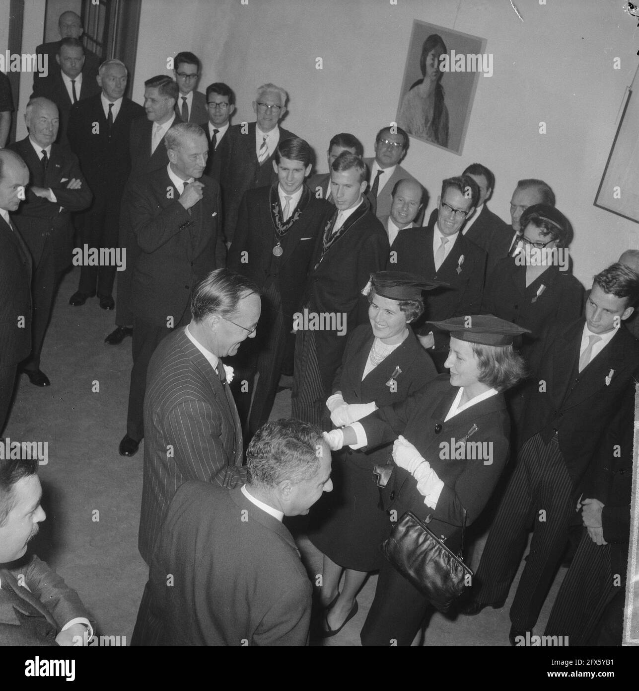 Prinz Bernhard eröffnete Studenthouse Westermarkt in Amsterdam, Oktober 16 1962, Studentenhäuser, Niederlande, 20. Jahrhundert Presseagentur Foto, Nachrichten zu erinnern, Dokumentarfilm, historische Fotografie 1945-1990, visuelle Geschichten, Menschliche Geschichte des zwanzigsten Jahrhunderts, Momente in der Zeit festzuhalten Stockfoto