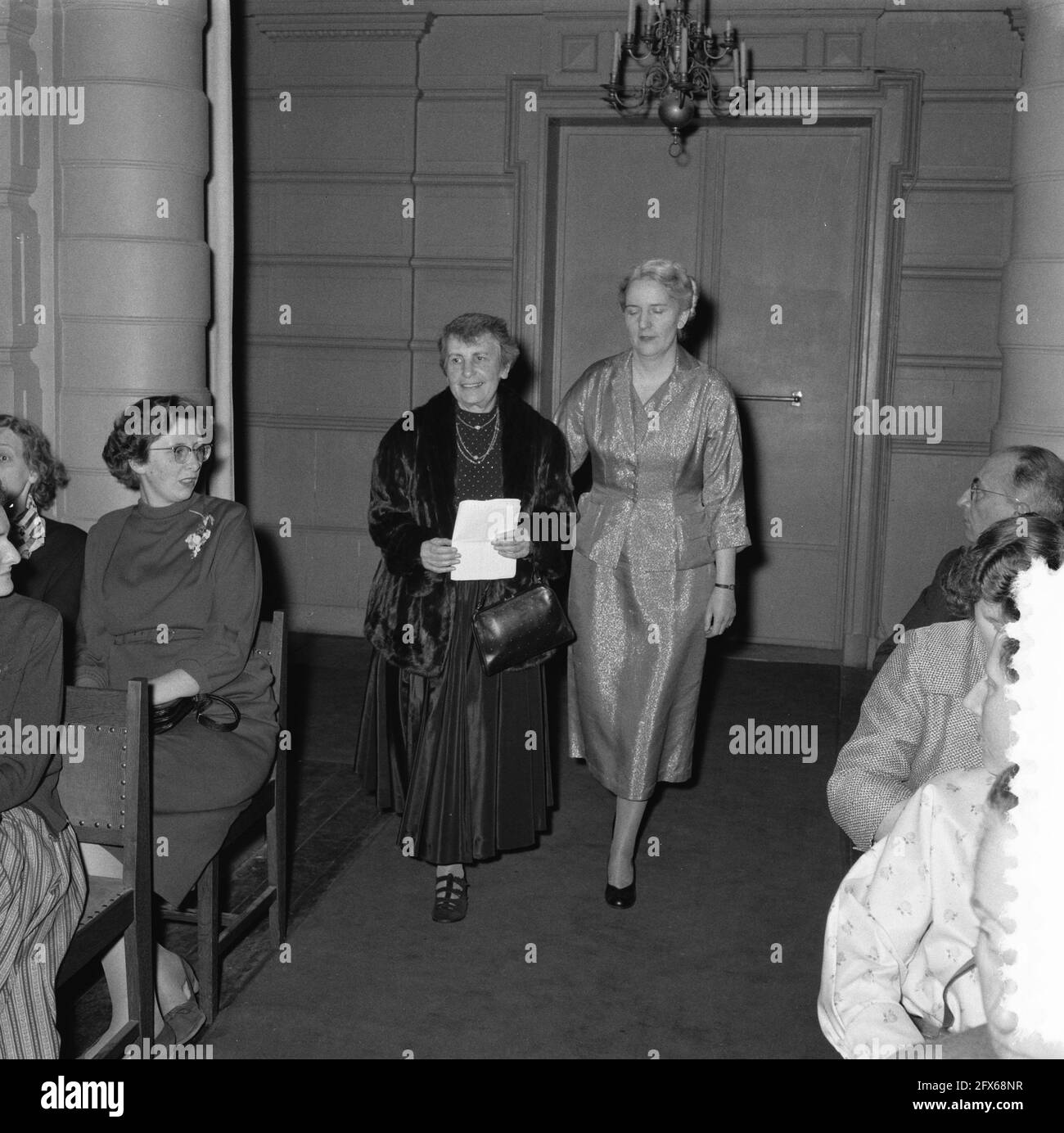 Gedenkfeier zum Geburtstag von Prof. Sigmund Freud, 13. April 1956, gedenkfeiern, Niederlande, 20. Jahrhundert Presseagentur Foto, Nachrichten zu erinnern, Dokumentarfilm, historische Fotografie 1945-1990, visuelle Geschichten, Menschliche Geschichte des zwanzigsten Jahrhunderts, Momente in der Zeit festzuhalten Stockfoto