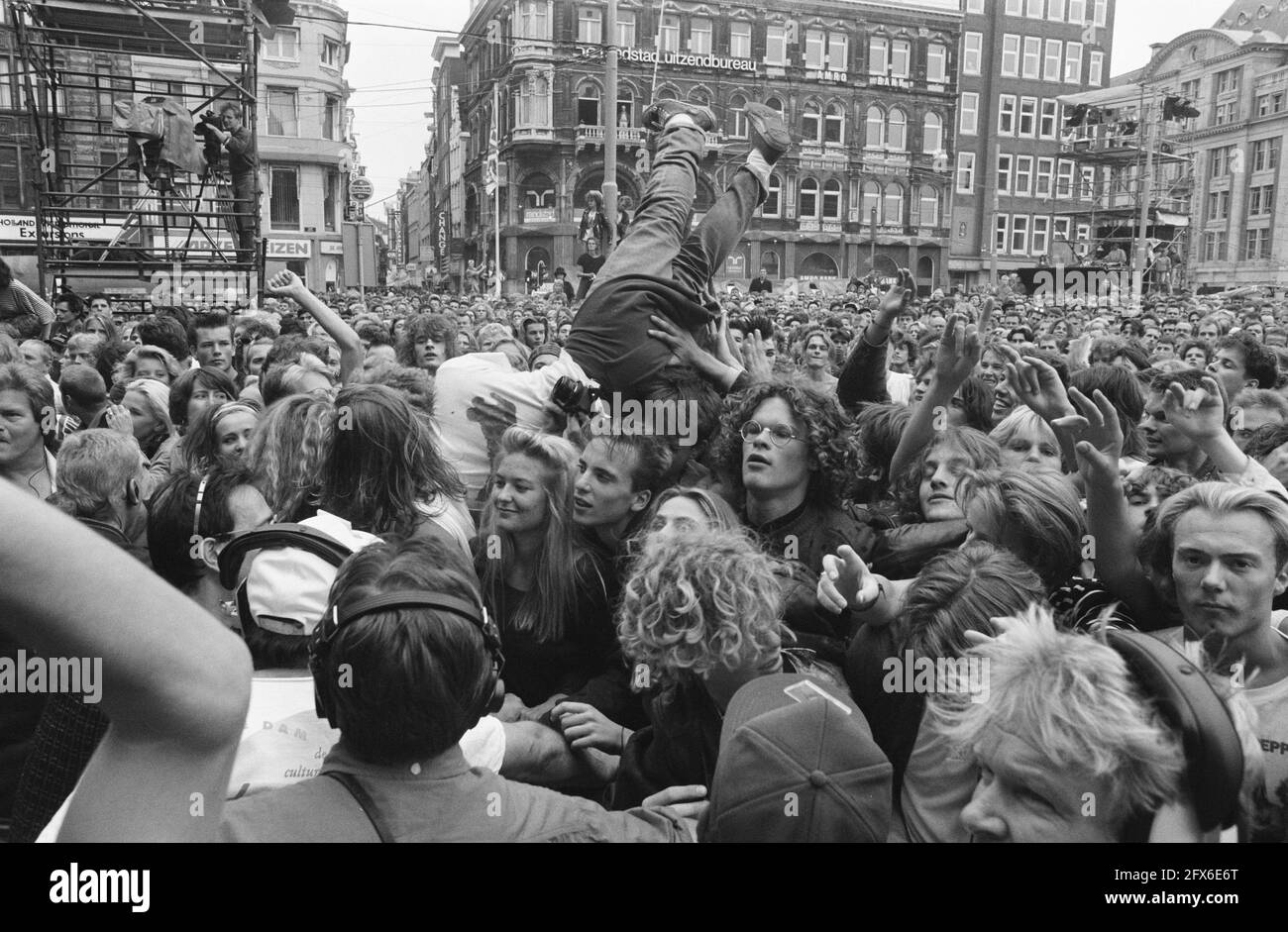 Das Publikum, 26. August 1989, Veranstaltungen, Musik, Performances, Publikum, Niederlande, Foto der Presseagentur des 20. Jahrhunderts, Nachrichten zu erinnern, Dokumentarfilm, historische Fotografie 1945-1990, visuelle Geschichten, Menschliche Geschichte des zwanzigsten Jahrhunderts, Momente in der Zeit festzuhalten Stockfoto