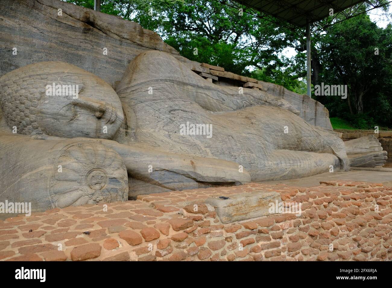 Sri Lanka Polonnaruwa - Rock Temple Reclining Buddha Bild bei Gal Vihara Gal Viharaya Stockfoto
