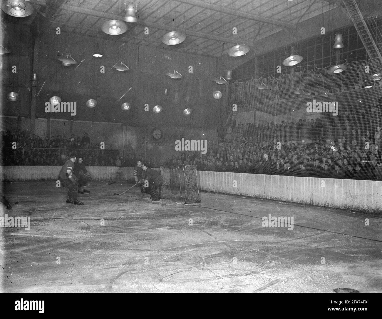Eishockey, 6. Januar 1947, Eishockey, Niederlande, 20. Jahrhundert Presseagentur Foto, Nachrichten zu erinnern, Dokumentarfilm, historische Fotografie 1945-1990, visuelle Geschichten, Menschliche Geschichte des zwanzigsten Jahrhunderts, Momente in der Zeit festzuhalten Stockfoto
