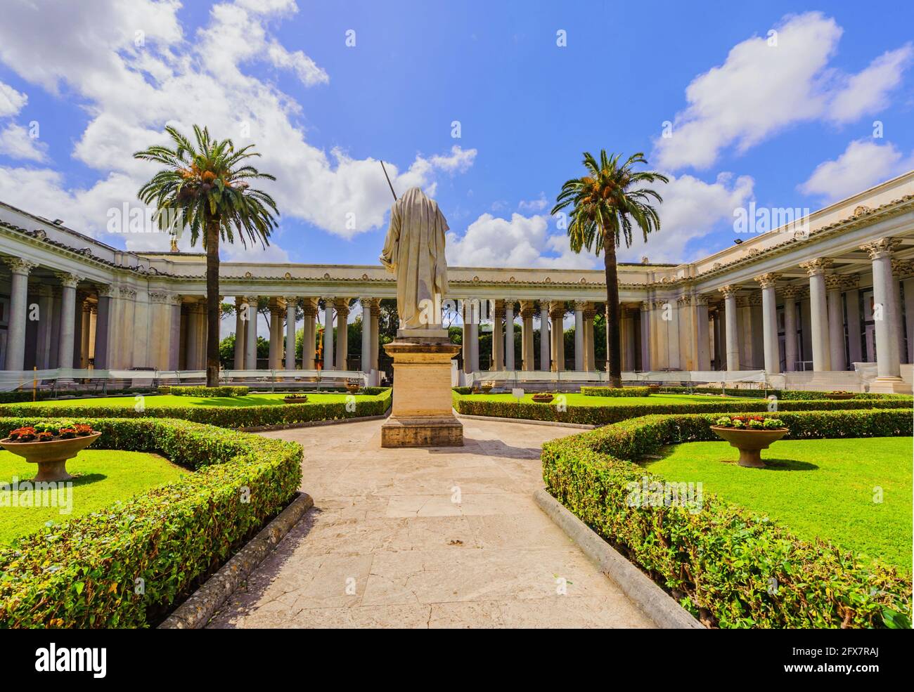 Basilica Innenhof des heiligen Paulus in Rom, Italien Stockfoto