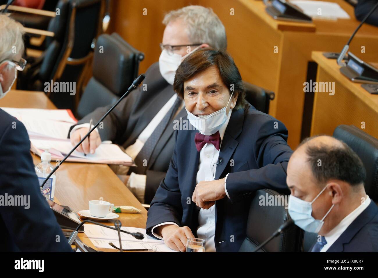 Der Präsident des wallonischen Ministers Elio Di Rupo im Bild während einer Plenarsitzung des wallonischen Parlaments in Namur am Mittwoch, den 26. Mai 2021. BELGA FOTO BRUNO Stockfoto