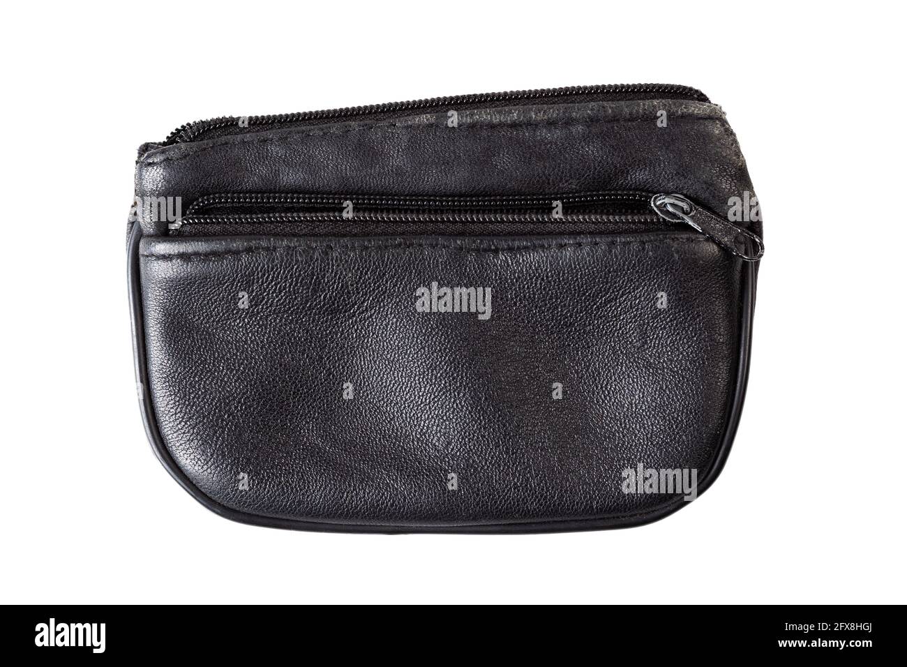 Einfache schlichte alte schwarze leere Ledertasche geöffnet, entzippt, gestohlen, ausgeraubt, Objekt isoliert auf weißem Hintergrund Ausschnitt Draufsicht Persönliche Finanzen, b Stockfoto
