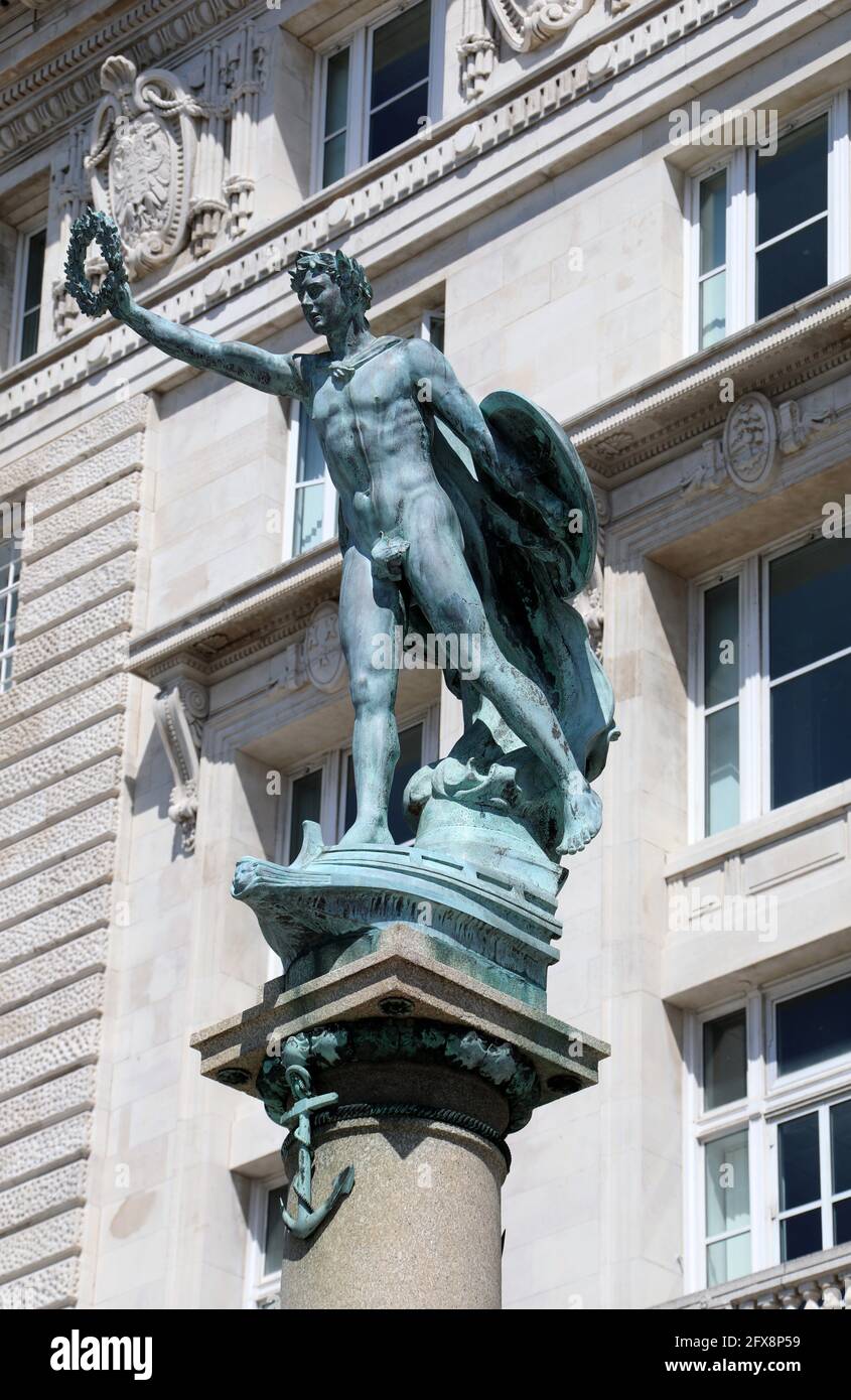 Statue des Sieges auf dem Cunard war Memorial in Liverpool Stockfoto