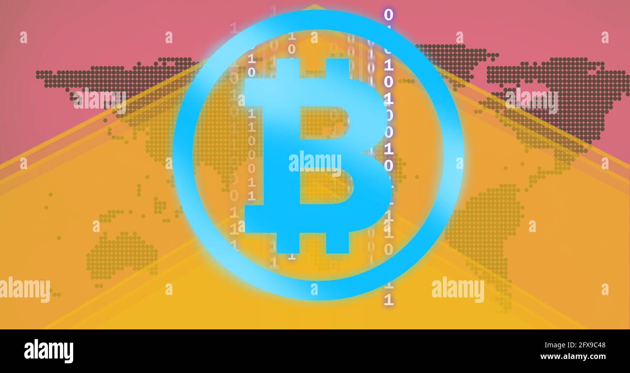 Zusammensetzung der blauen Bitcoin-Symbol binäre Codierung und Weltkarte Auf rosa Hintergrund Stockfoto