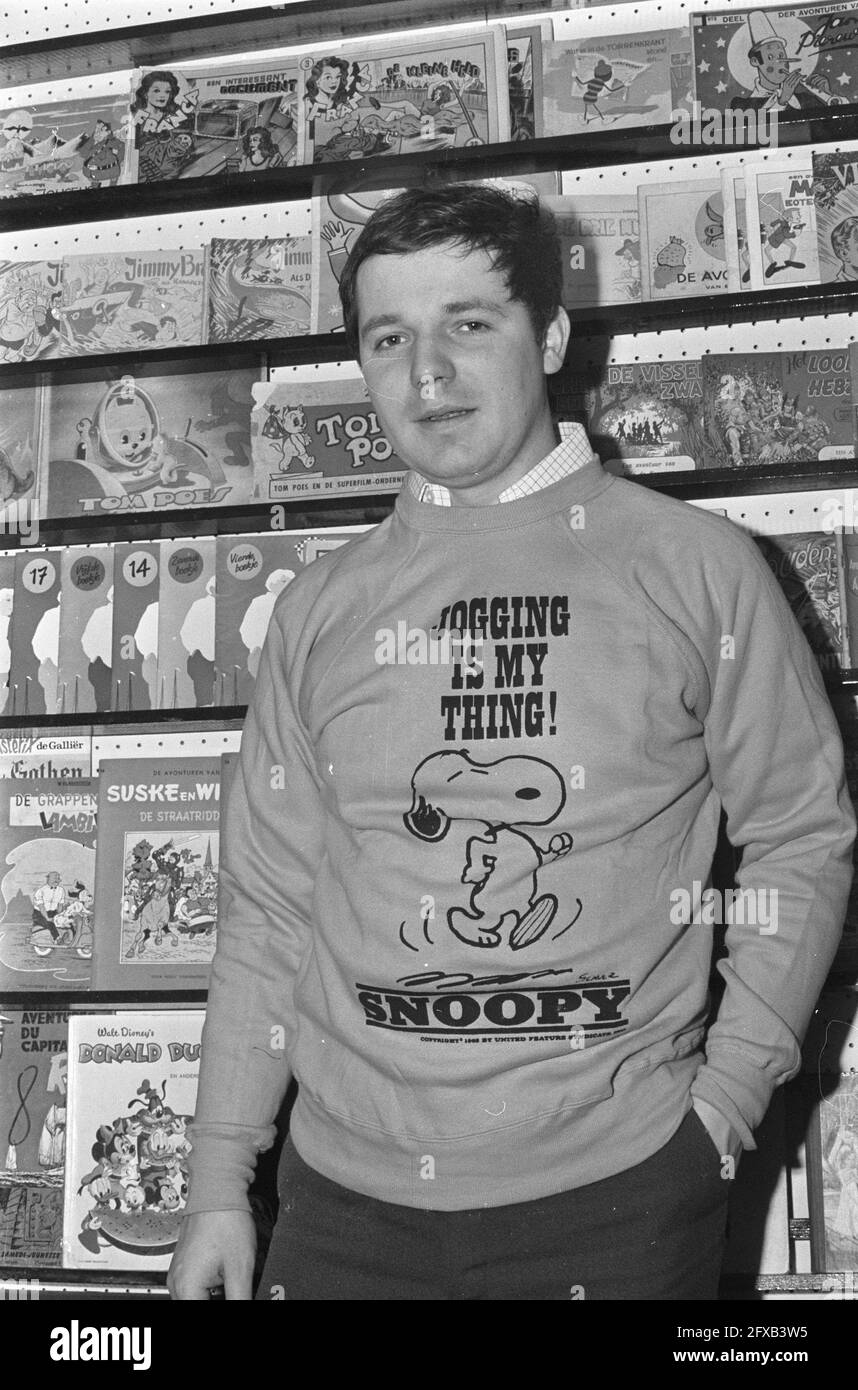 Inhaber des Comicläden Lambiek (Assignment Elsevier), 30. Januar 1969, Unternehmer, Geschäfte, Niederlande, Presseagentur des 20. Jahrhunderts, Foto, Nachrichten zum erinnern, Dokumentarfilm, historische Fotografie 1945-1990, visuelle Geschichten, Menschliche Geschichte des zwanzigsten Jahrhunderts, Momente in der Zeit festzuhalten Stockfoto
