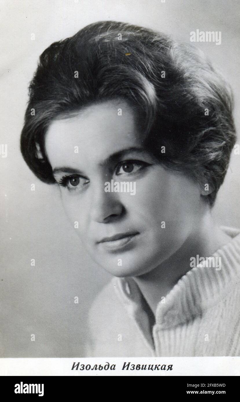 Izolda Wassiljewna Izvitskaya (russisch: Изольда Васильевна Извицкая, 21. Juni 1932 – 1. März 1971) war eine sowjetische Schauspielerin. Alte Vintage-Postkarte der UdSSR, 60er Jahre. Stockfoto
